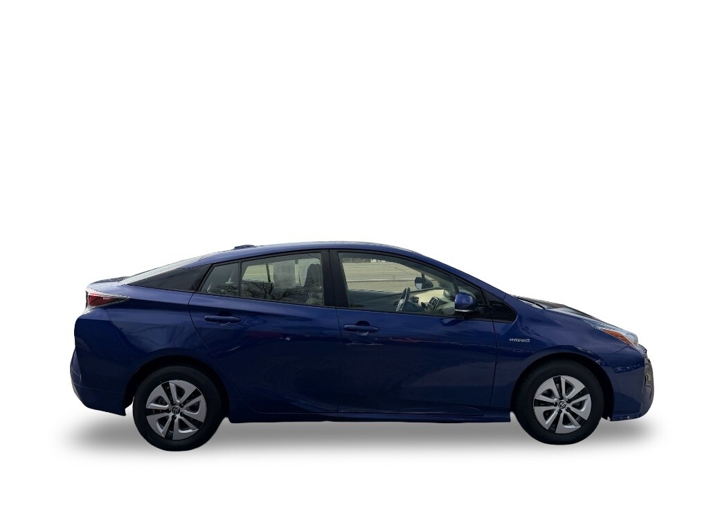 2016 Toyota Prius Located at Jasper Easy Car Credit light-box-slides