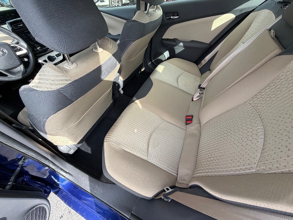 2016 Toyota Prius Located at Jasper Easy Car Credit slide-image