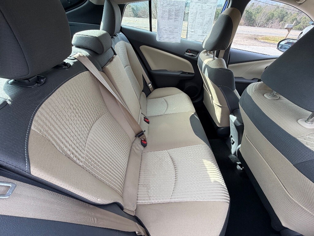 2016 Toyota Prius Located at Jasper Easy Car Credit slide-image