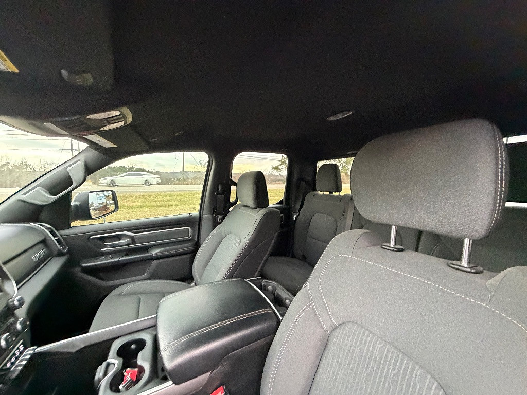 2022 RAM 1500 Located at Jasper Easy Car Credit light-box-slides