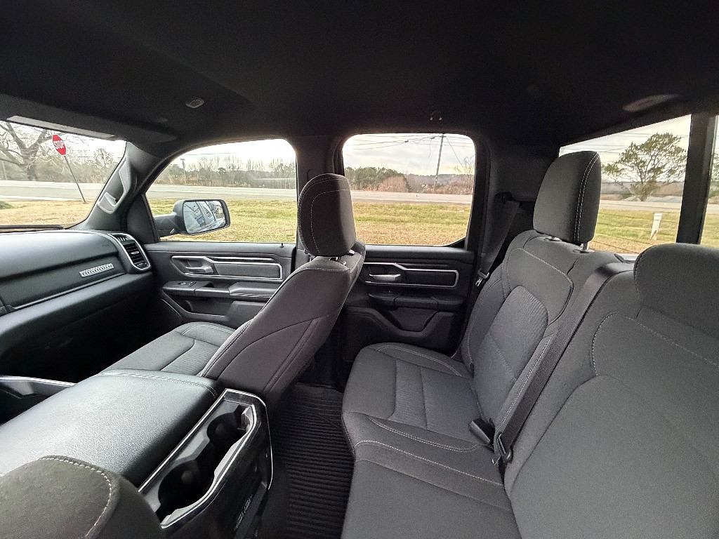 2022 RAM 1500 Located at Jasper Easy Car Credit light-box-slides