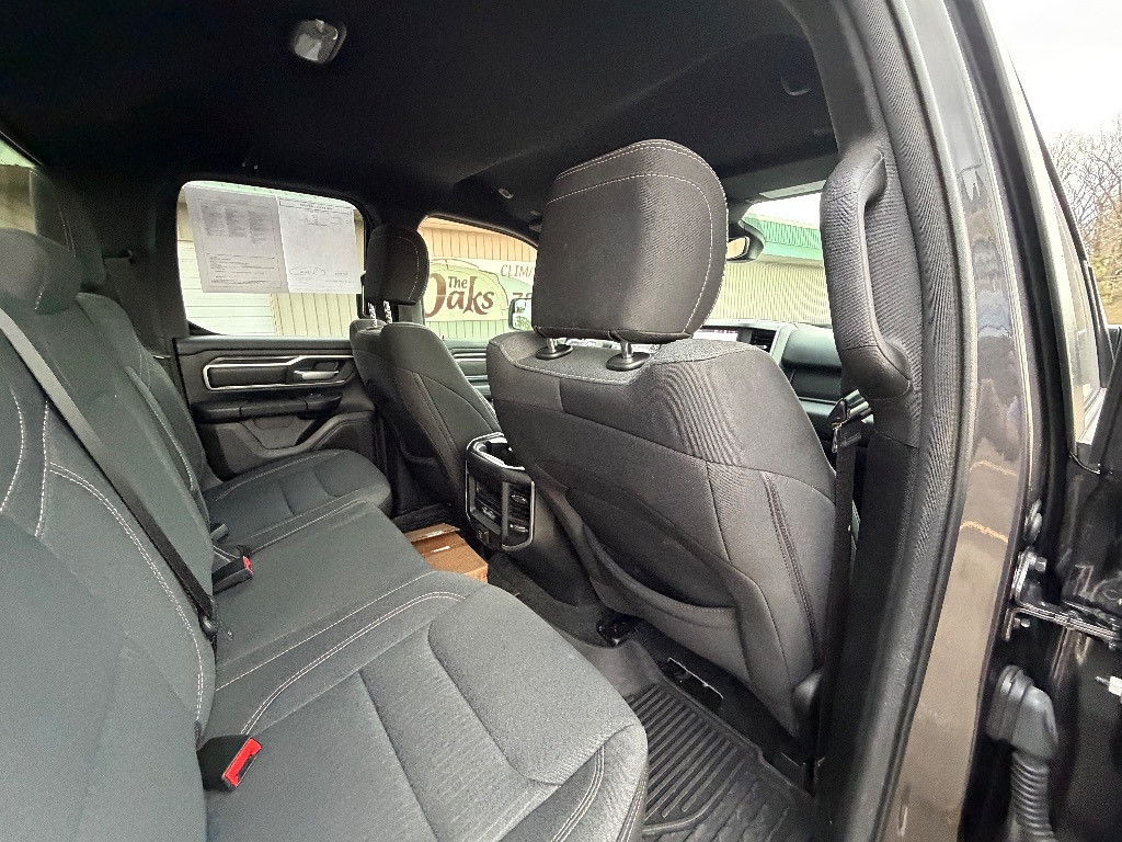 2022 RAM 1500 Located at Jasper Easy Car Credit light-box-slides
