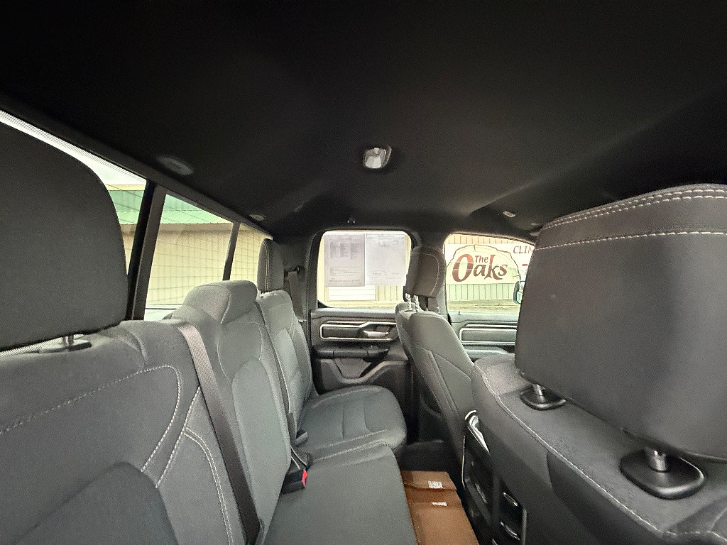 2022 RAM 1500 Located at Jasper Easy Car Credit light-box-slides