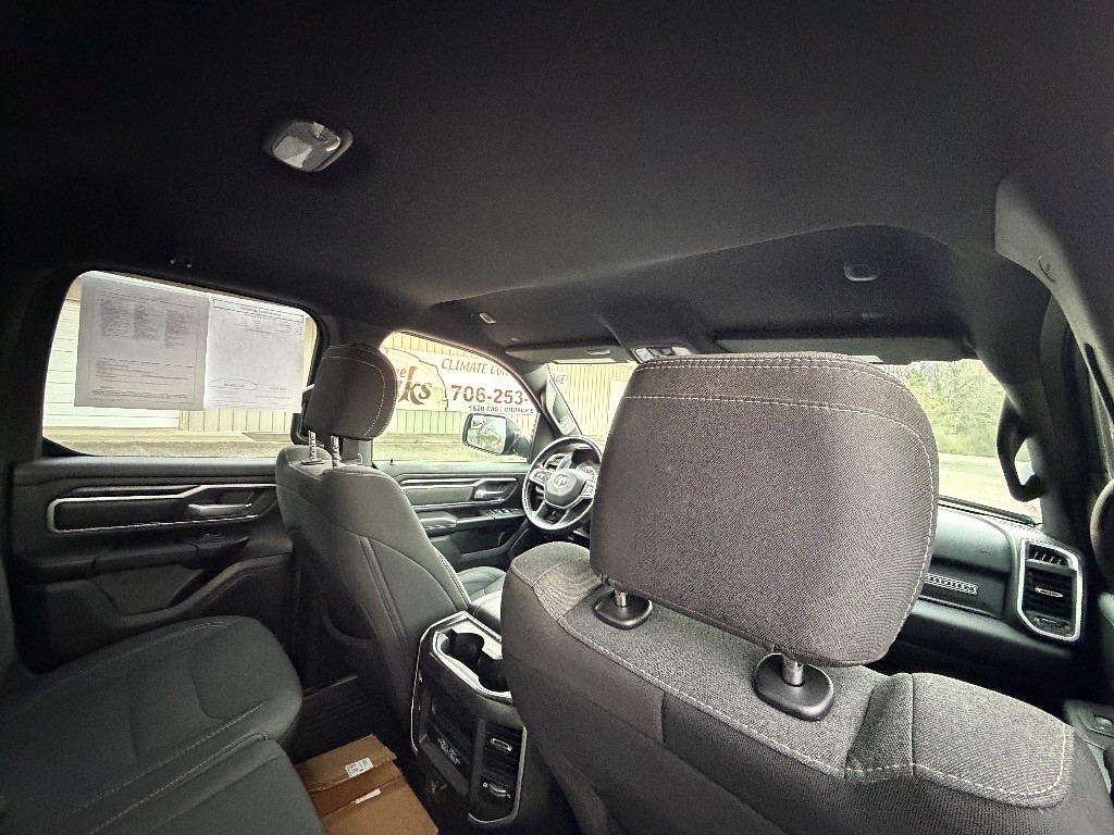 2022 RAM 1500 Located at Jasper Easy Car Credit light-box-slides