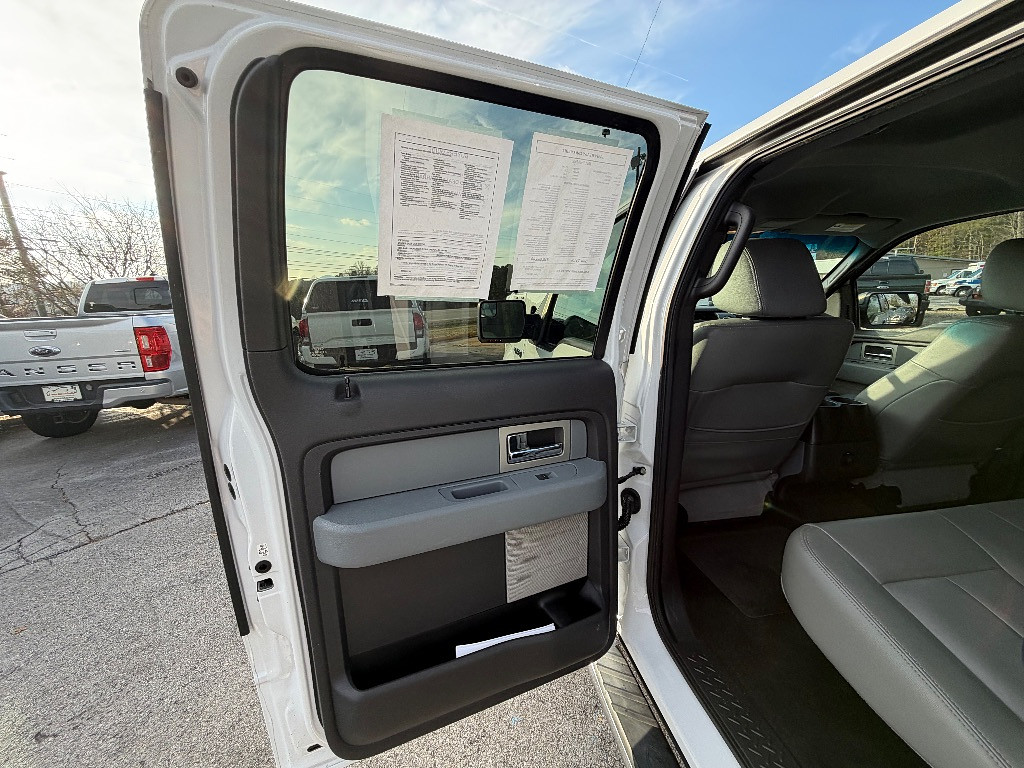 2011 Ford F150 Located at Jasper Easy Car Credit light-box-slides