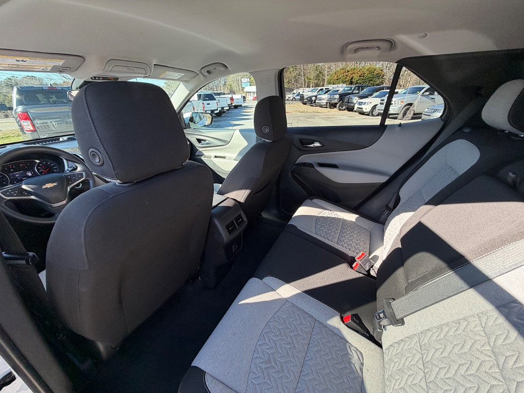 2023 Chevrolet Equinox Located at Jasper Easy Car Credit light-box-slides