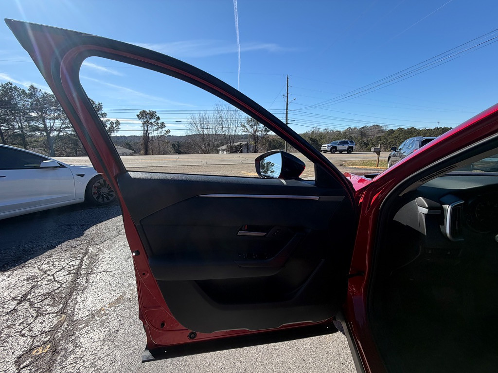 2023 Mazda CX-50 Located at Jasper Easy Car Credit light-box-slides