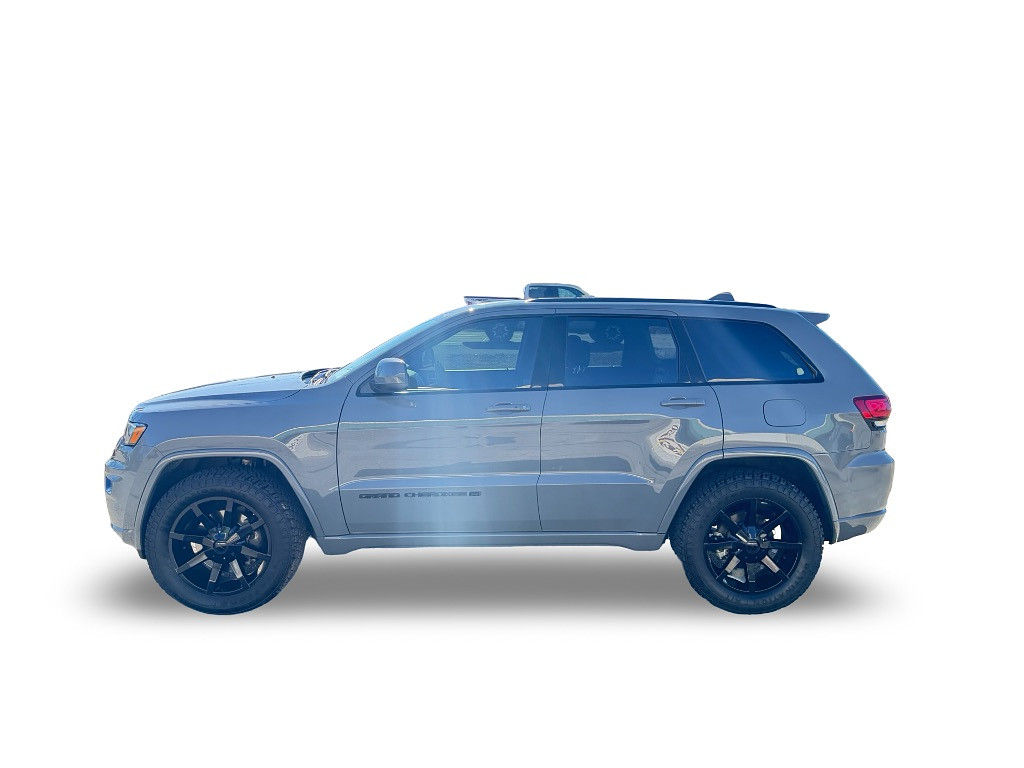 2022 Jeep Grand Cherokee Located at Jasper Easy Car Credit light-box-slides