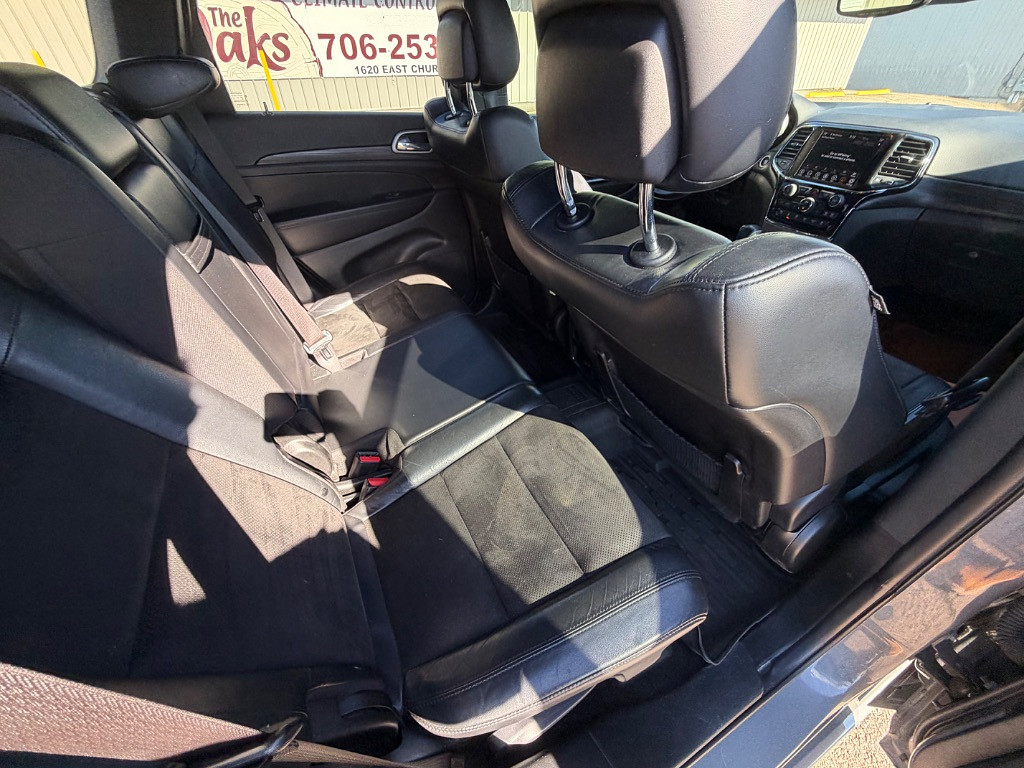 2022 Jeep Grand Cherokee Located at Jasper Easy Car Credit light-box-slides