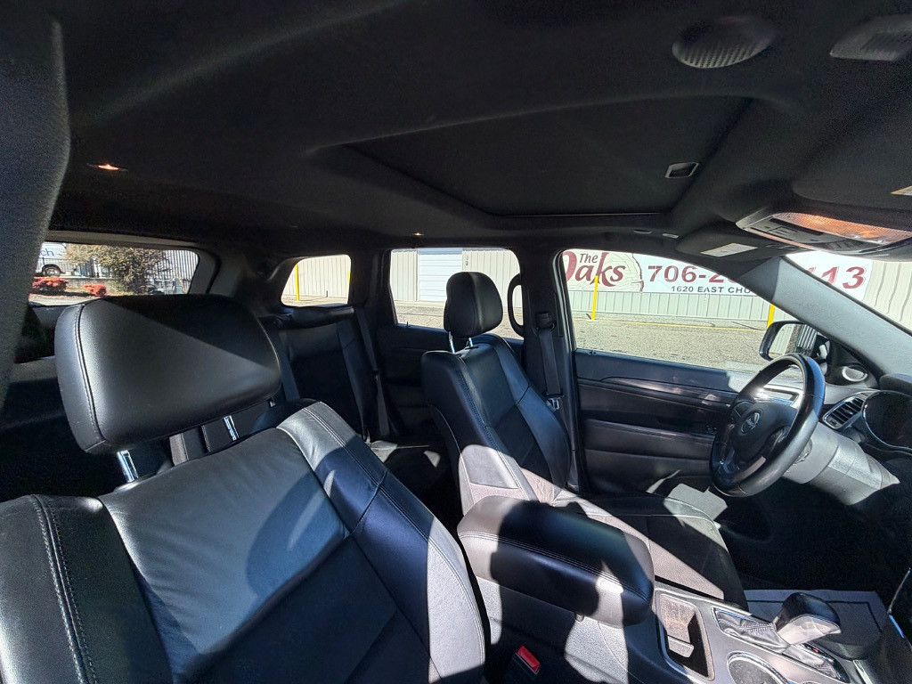 2022 Jeep Grand Cherokee Located at Jasper Easy Car Credit light-box-slides