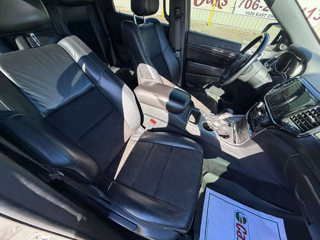 2022 Jeep Grand Cherokee Located at Jasper Easy Car Credit light-box-slides