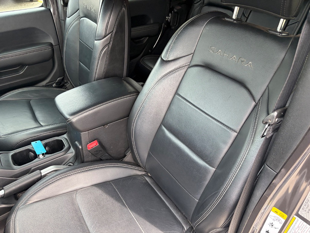 2018 Jeep All-New Wrangler Located at Jasper Easy Car Credit slide-image