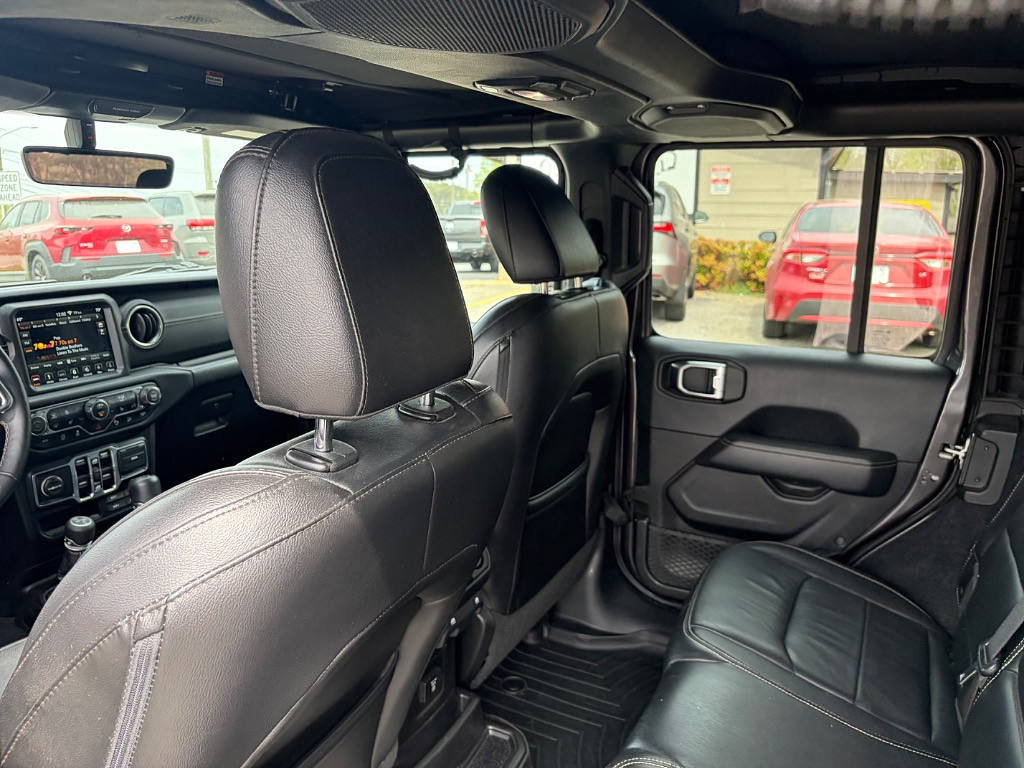 2018 Jeep All-New Wrangler Located at Jasper Easy Car Credit slide-image