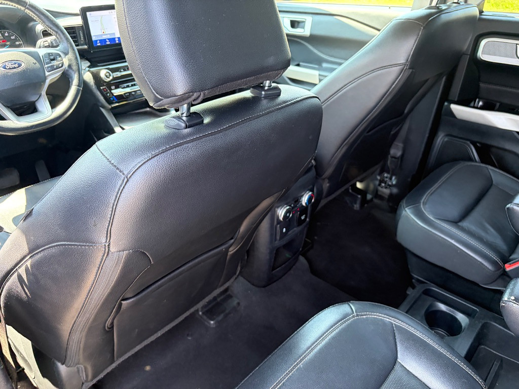 2021 Ford Explorer Located at Jasper Easy Car Credit light-box-slides