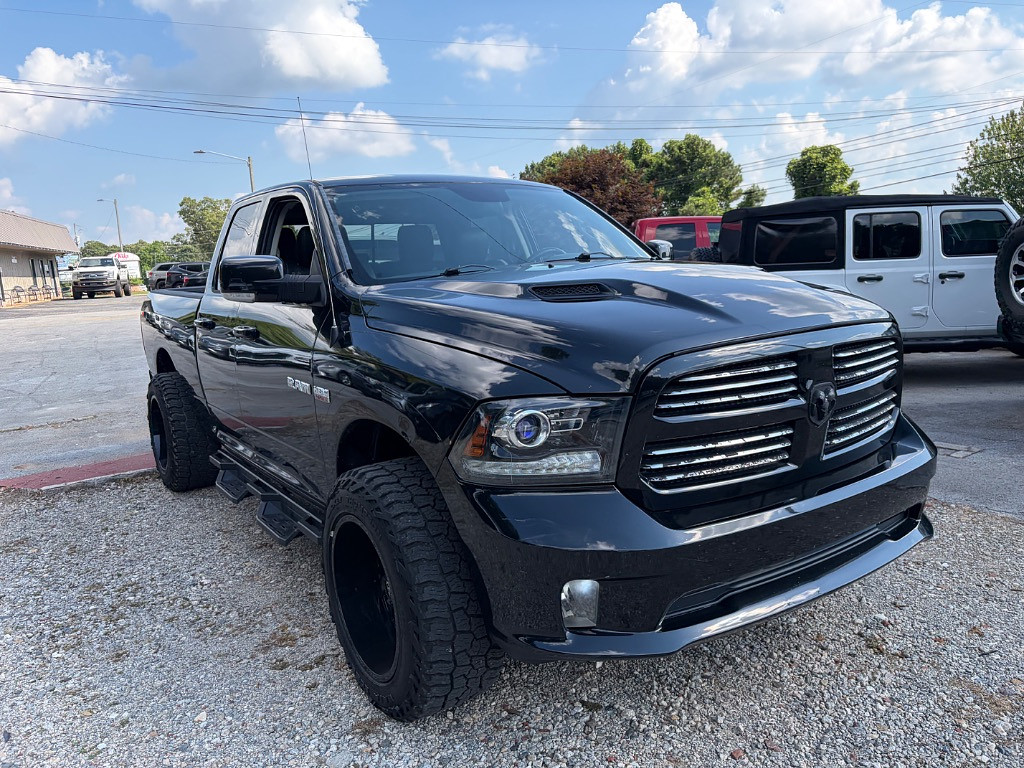 2017 RAM 1500 Located at Jasper Easy Car Credit light-box-slides