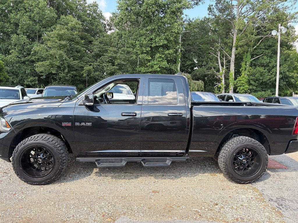 2017 RAM 1500 Located at Jasper Easy Car Credit light-box-slides