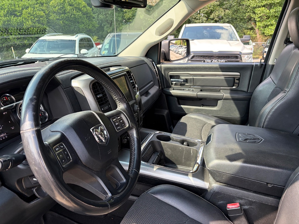 2017 RAM 1500 Located at Jasper Easy Car Credit light-box-slides
