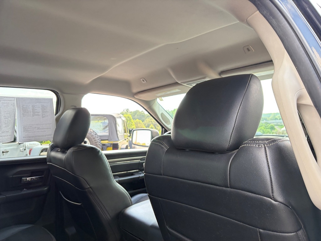 2017 RAM 1500 Located at Jasper Easy Car Credit light-box-slides