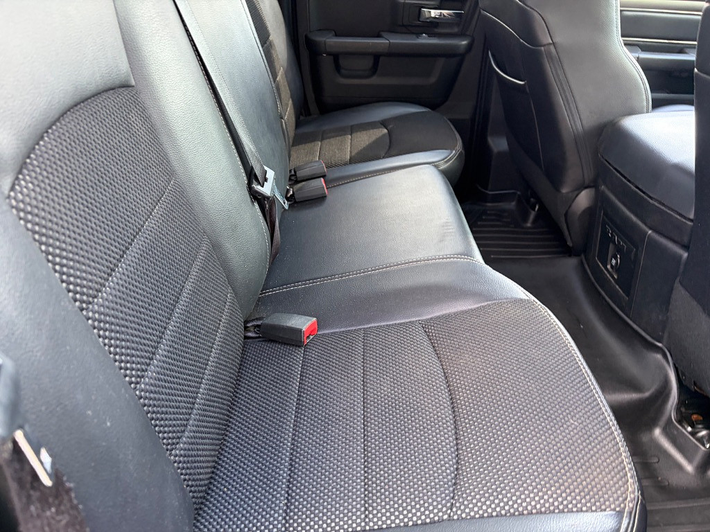 2017 RAM 1500 Located at Jasper Easy Car Credit light-box-slides