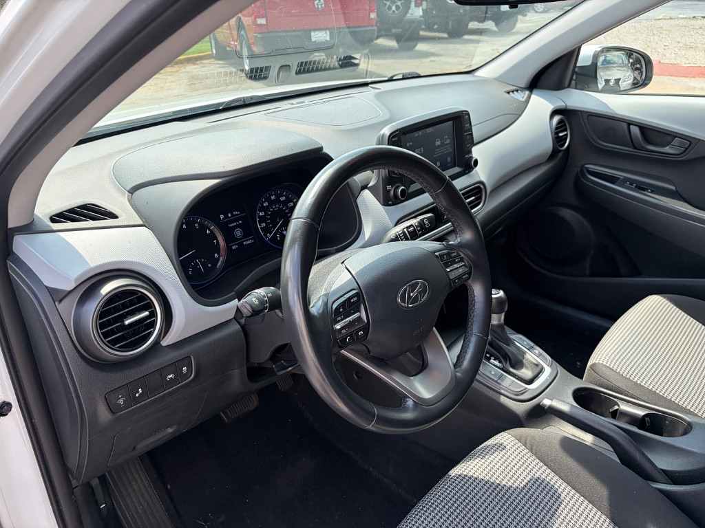 2021 Hyundai Kona Located at Jasper Easy Car Credit light-box-slides