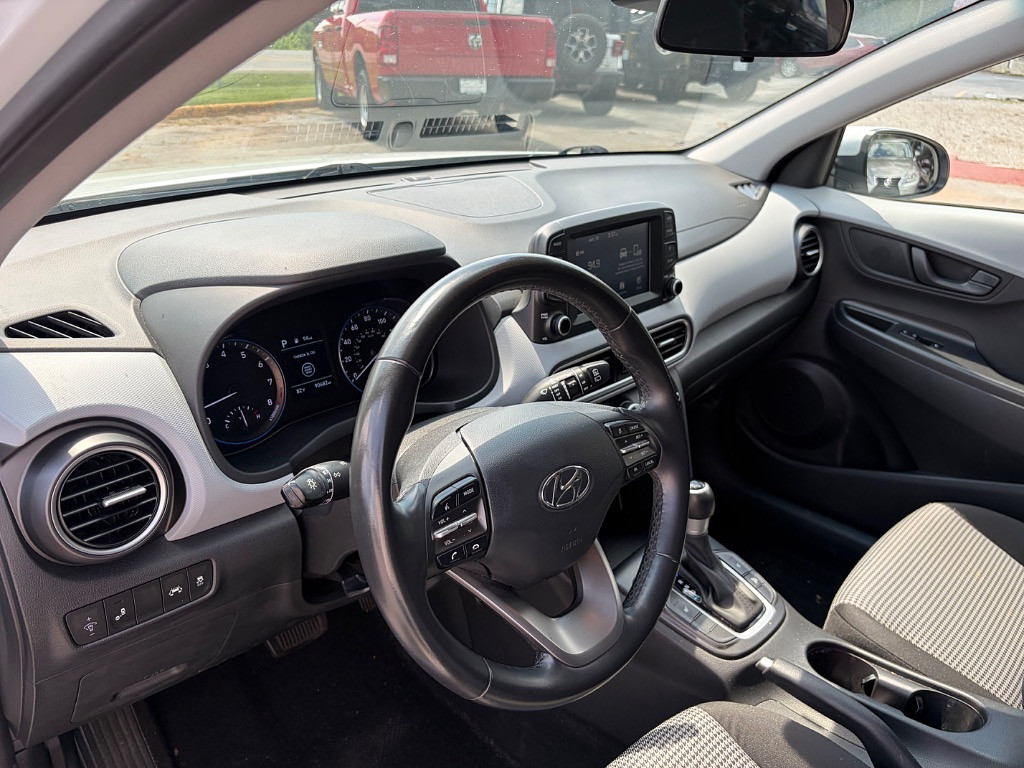 2021 Hyundai Kona Located at Jasper Easy Car Credit light-box-slides
