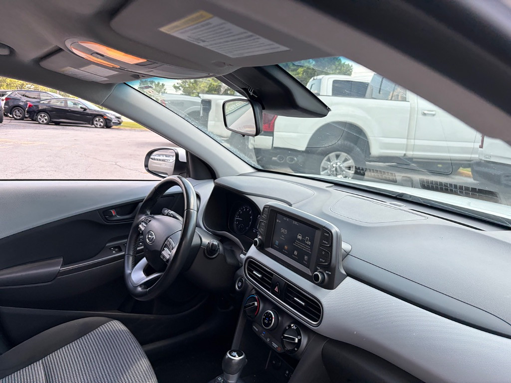 2021 Hyundai Kona Located at Jasper Easy Car Credit light-box-slides