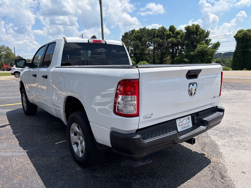 2021 RAM 1500 Located at Jasper Easy Car Credit light-box-slides