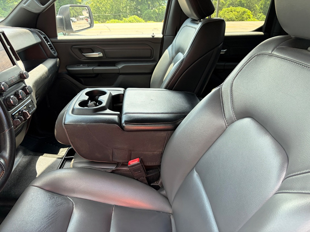 2021 RAM 1500 Located at Jasper Easy Car Credit light-box-slides