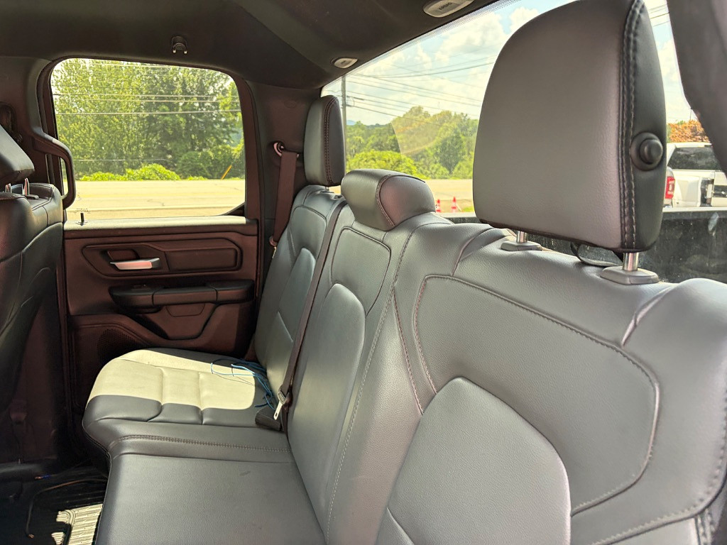 2021 RAM 1500 Located at Jasper Easy Car Credit light-box-slides