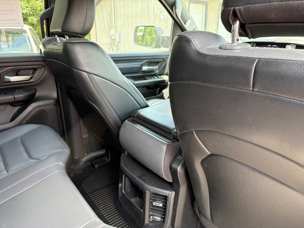 2021 RAM 1500 Located at Jasper Easy Car Credit light-box-slides