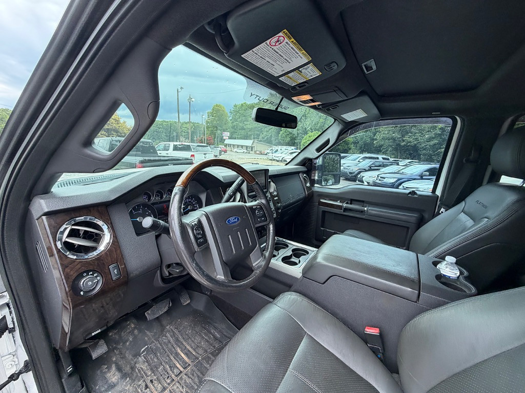 2016 Ford F250SD Located at Jasper Easy Car Credit light-box-slides