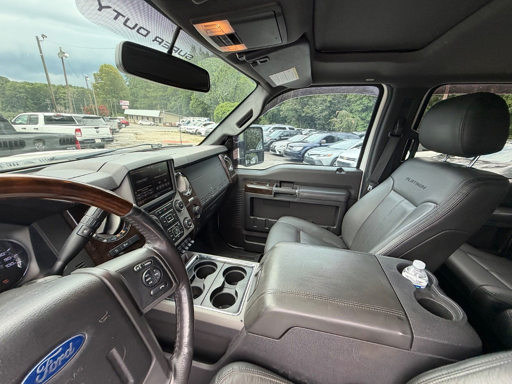 2016 Ford F250SD Located at Jasper Easy Car Credit light-box-slides