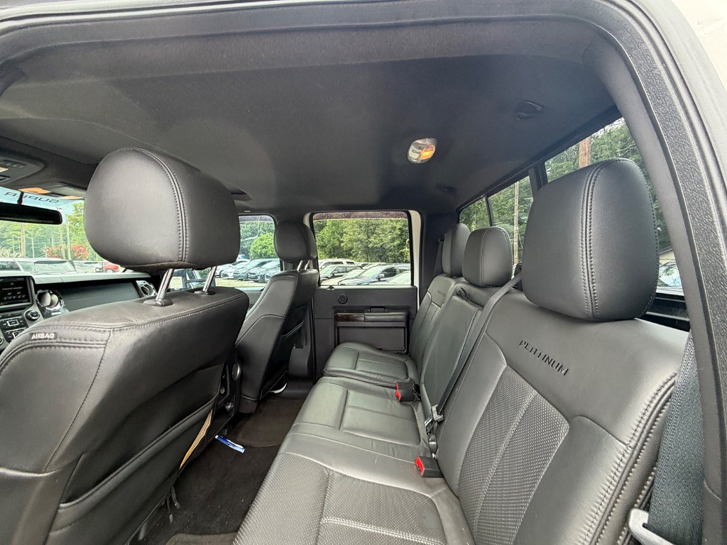 2016 Ford F250SD Located at Jasper Easy Car Credit light-box-slides