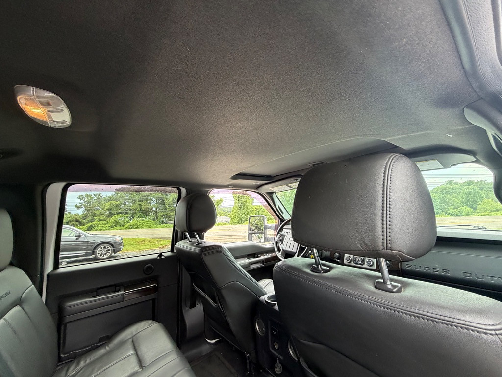 2016 Ford F250SD Located at Jasper Easy Car Credit light-box-slides