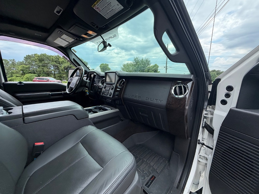 2016 Ford F250SD Located at Jasper Easy Car Credit light-box-slides