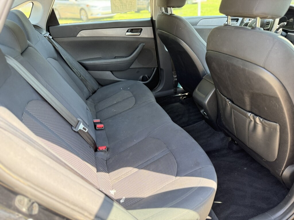 2019 Hyundai Sonata Located at Carsmark Sales light-box-slides