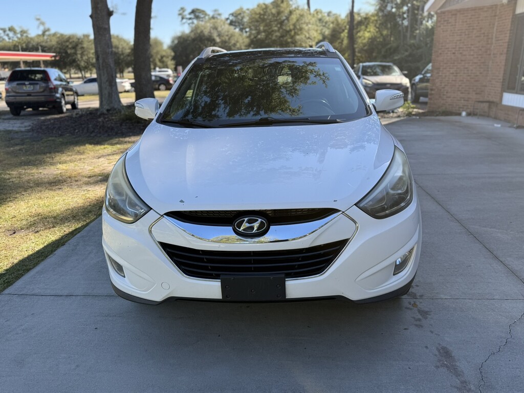 2015 Hyundai Tucson Located at Carsmark Sales slide-image