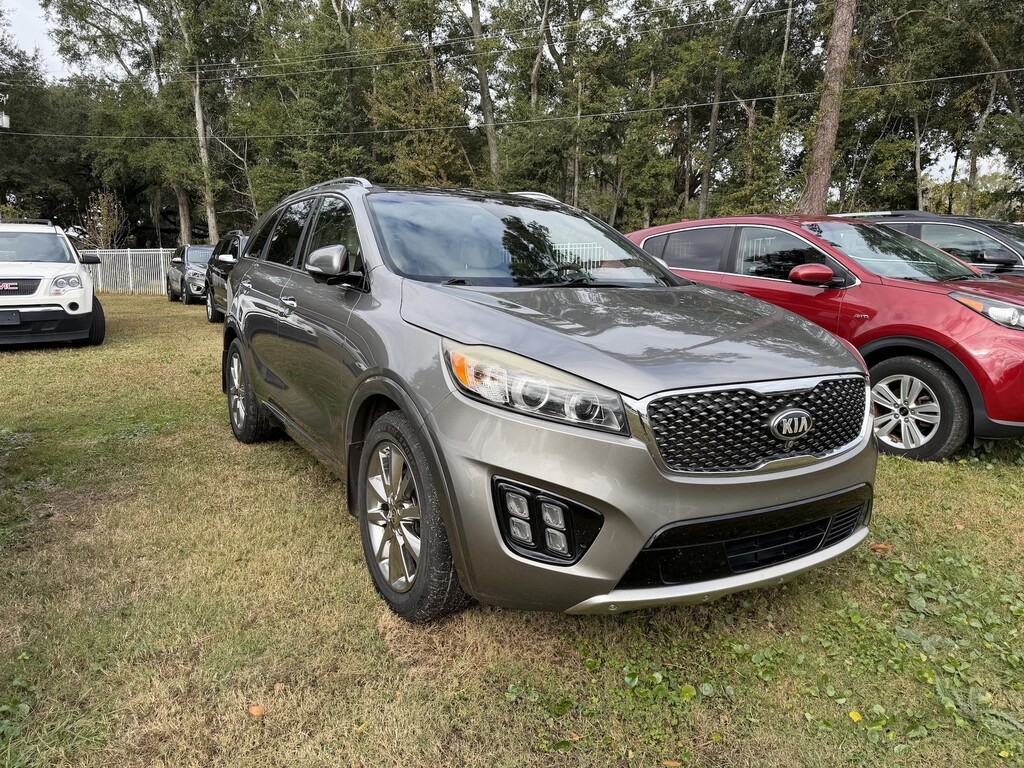 2016 Kia Sorento Located at Carsmark Sales light-box-slides