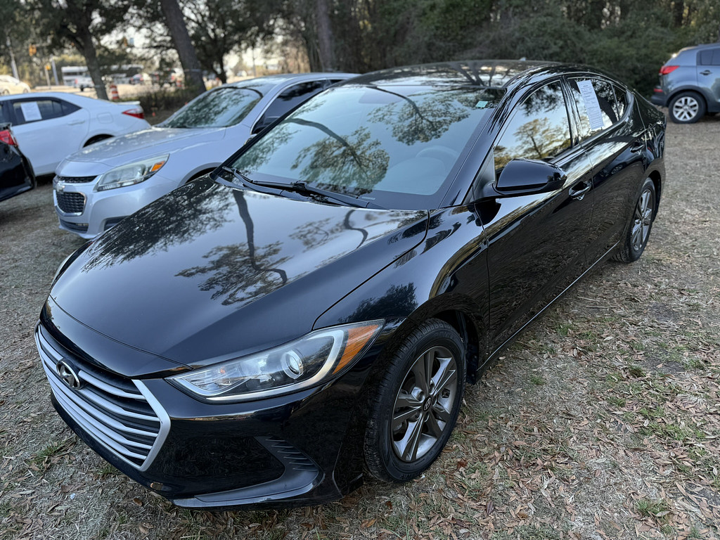 2018 Hyundai Elantra Located at Carsmark Sales light-box-slides