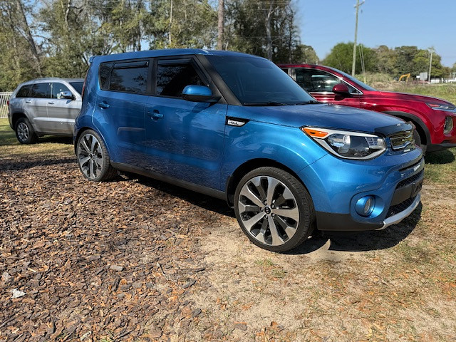 2018 Kia Soul 2.0L + 6 A/T's photo