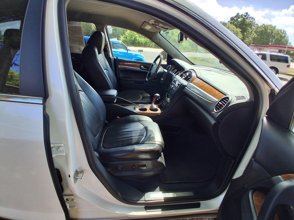 2012 Buick ENCLAVE Located at Carsmark Sales light-box-slides