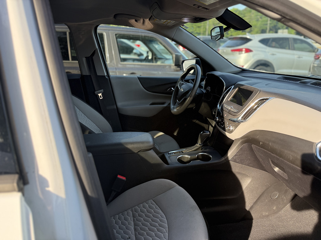 2019 Chevrolet EQUINOX Located at Carsmark Sales light-box-slides