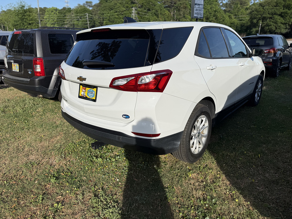 2019 Chevrolet EQUINOX Located at Carsmark Sales light-box-slides