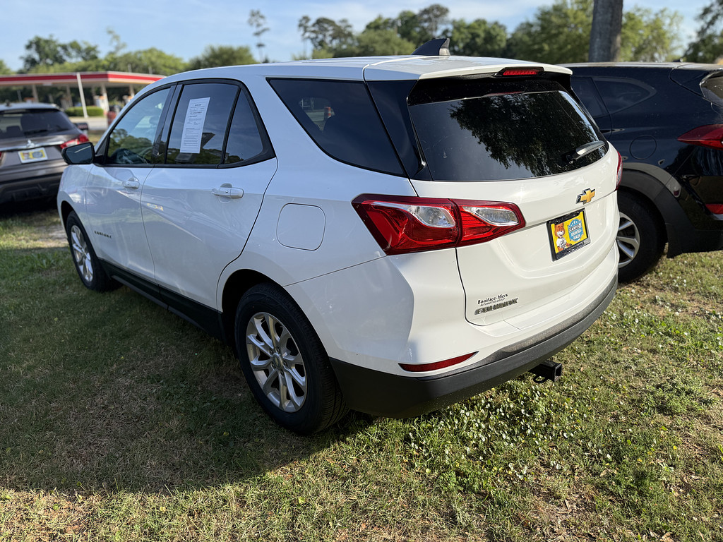 2019 Chevrolet EQUINOX Located at Carsmark Sales light-box-slides