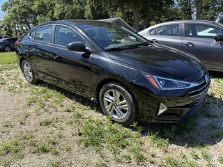 Thumbnail - 2019 Hyundai ELANTRA