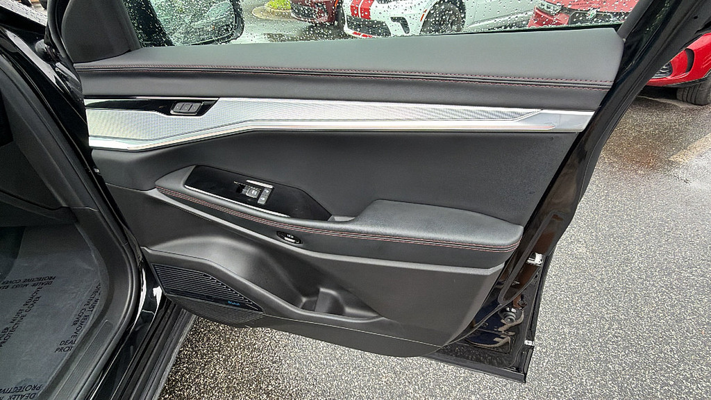 slide-image