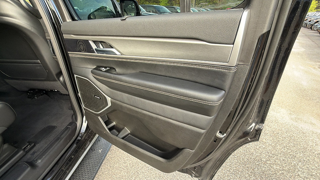 slide-image