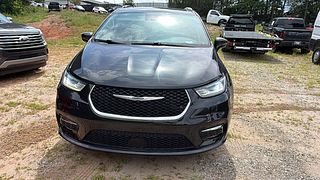 Thumbnail - 2021 Chrysler Pacifica