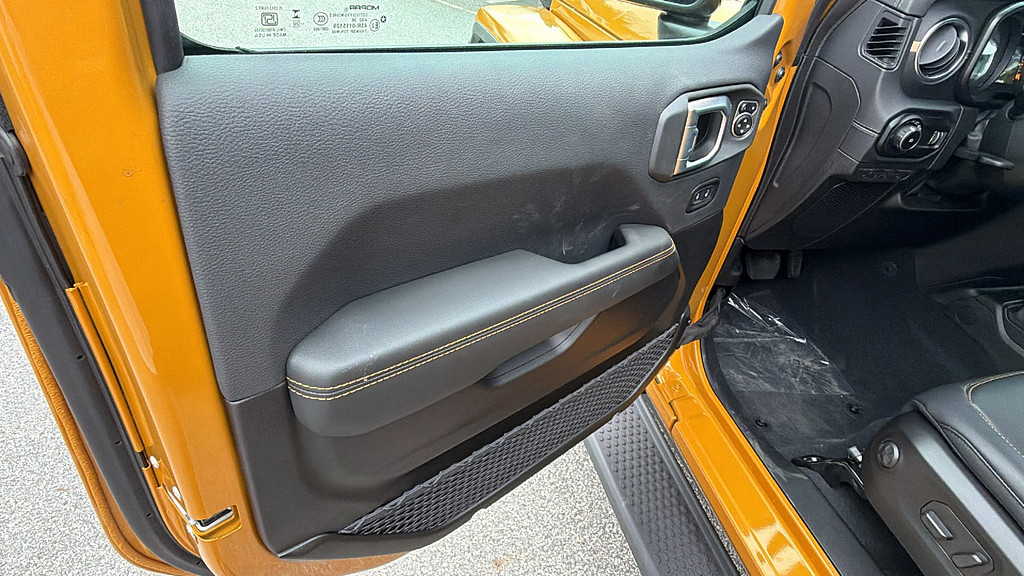 slide-image