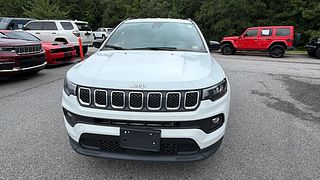 Thumbnail - 2024 Jeep Compass